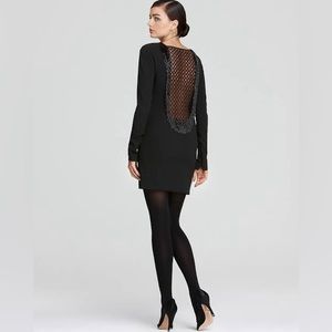 DVF Elegant dress , this brand is known for being present in royalty families